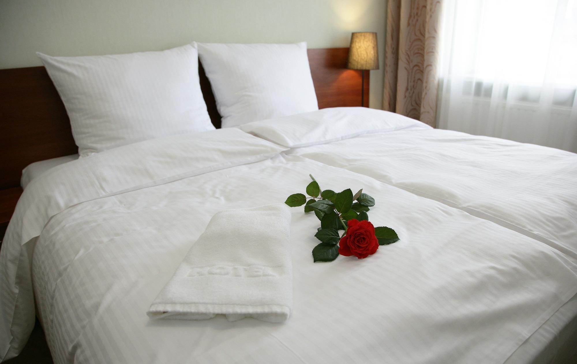 Aparthotel Globus Self-Check In 3*