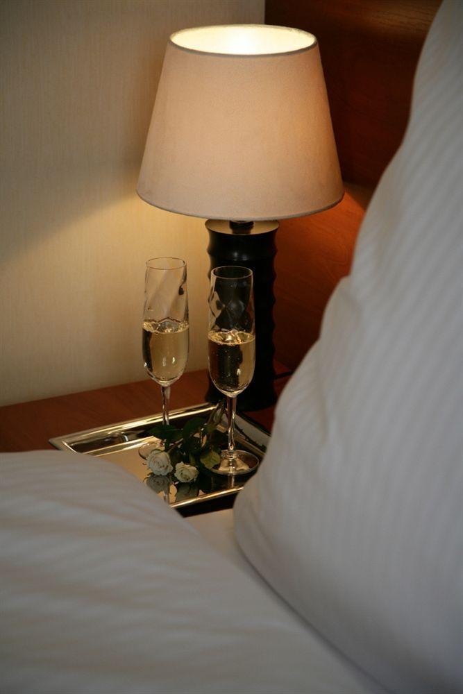 Aparthotel Globus Self-Check In 3*